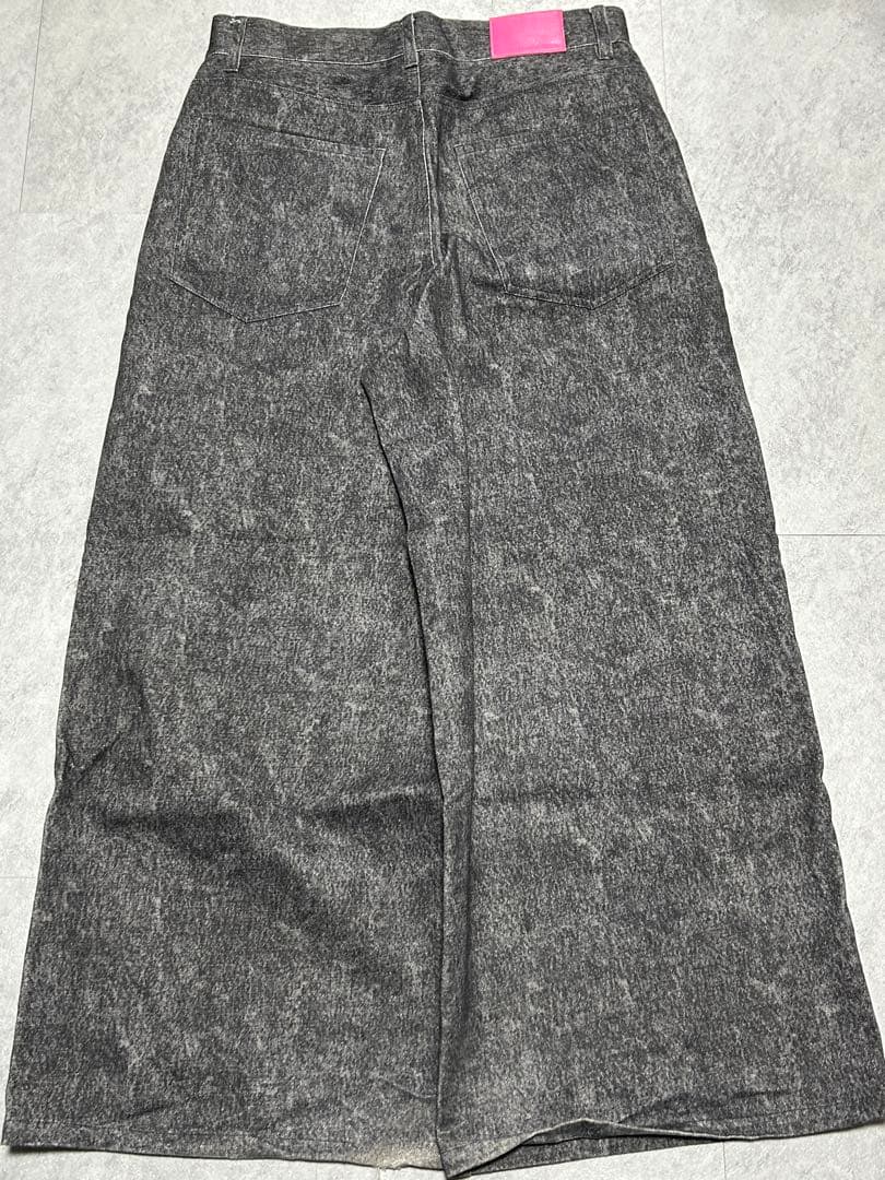 パンツ PLAY HOUR BAGGY PRINTED DENIM BLACK 1