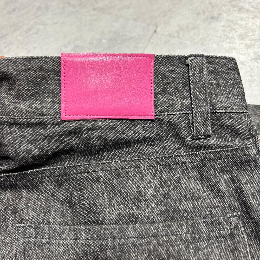 パンツ PLAY HOUR BAGGY PRINTED DENIM BLACK 1