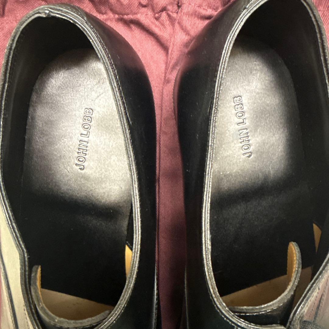 けん 美品箱付JOHN LOBBジョンロブ ストレートチップ9Eブラック