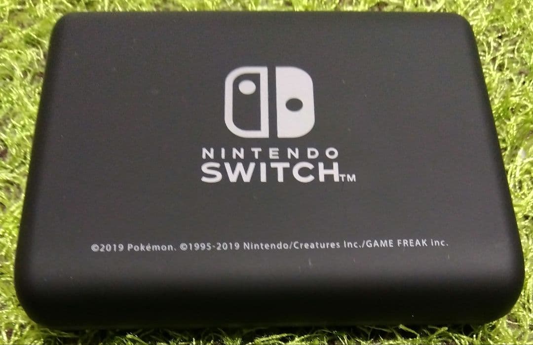 〔世界限定3,000個〕AnkerPowerCore13400 ポケモンデザイン