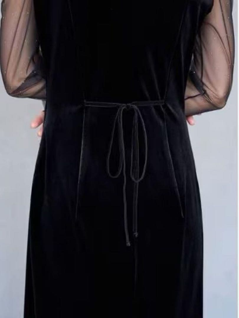 【新品未使用】SNIDEL♡シアードッキングベロアドレス　ブラック 1サイズ