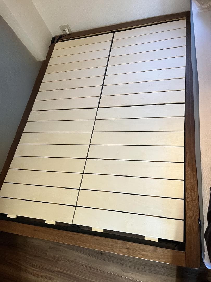 【送料込み】無印良品 ベッドフレーム ダブル ウォールナット 脚付 すのこ