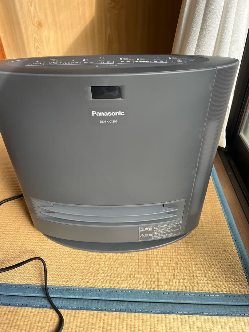 電気ヒーター Panasonic DS-FKX1206