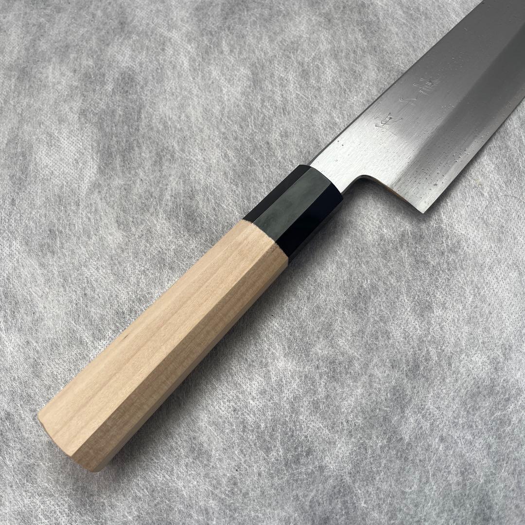 唯千里オリジナル ＜中川作＞ 堺製白二鋼　剣型三徳170 mm【八角水牛柄】