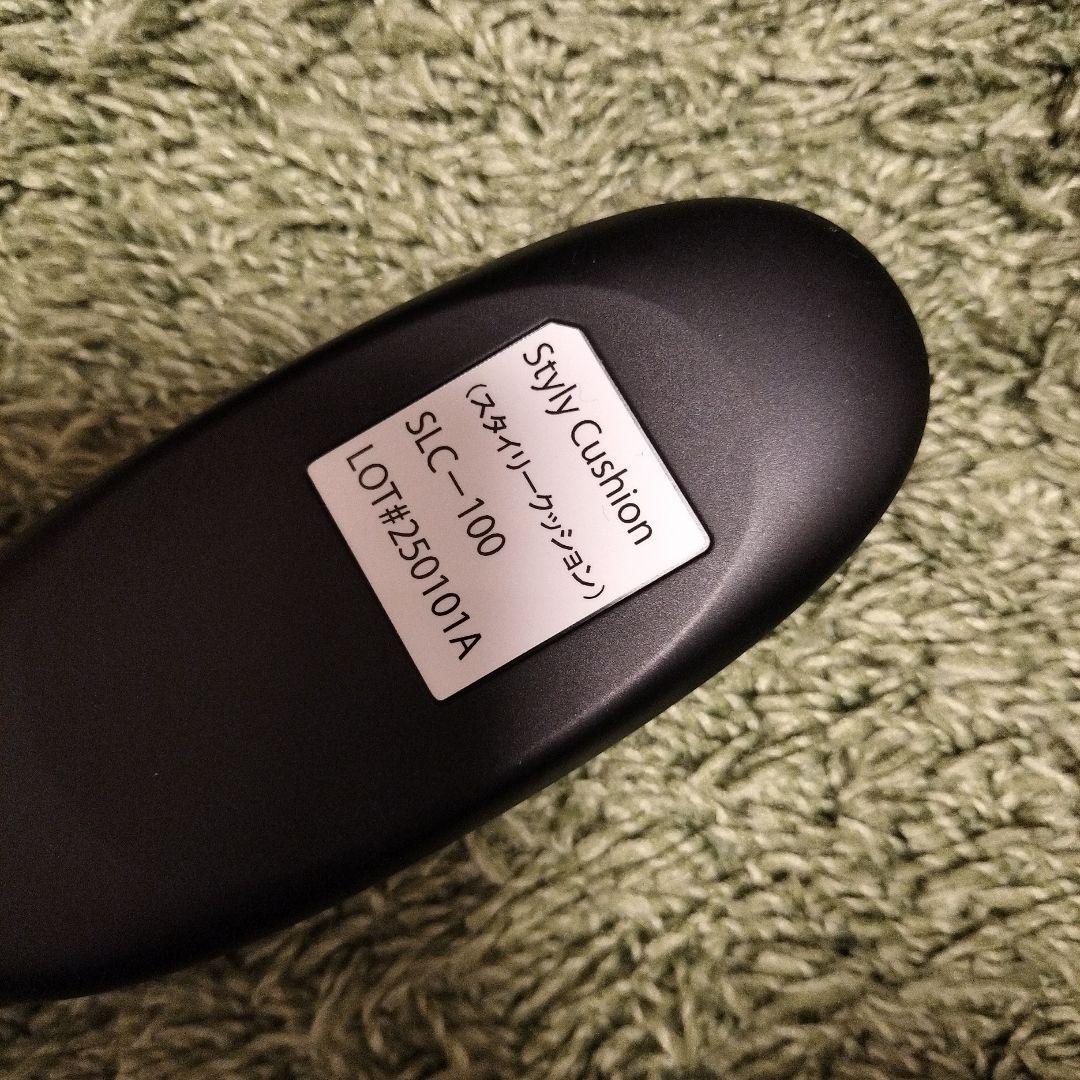 お値下げしました。クッション型マッサージ器 オレンジとホワイト