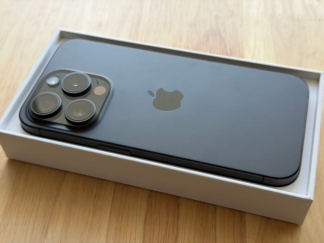 iPhone15Pro 256GB 本体➕ topologieケース他