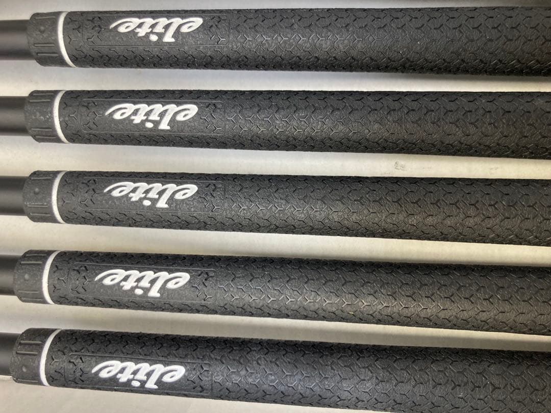 フジクラ TRAVIL トラヴィル 5〜AW7本105Sエリートグリップ付き