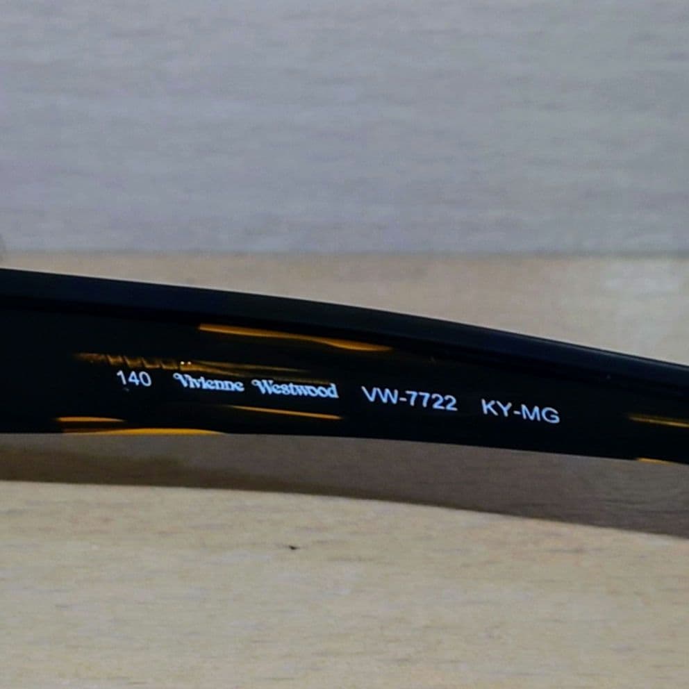 Vivienne Westwood 安全ピンモチーフ付 ヴィヴィアン y2k