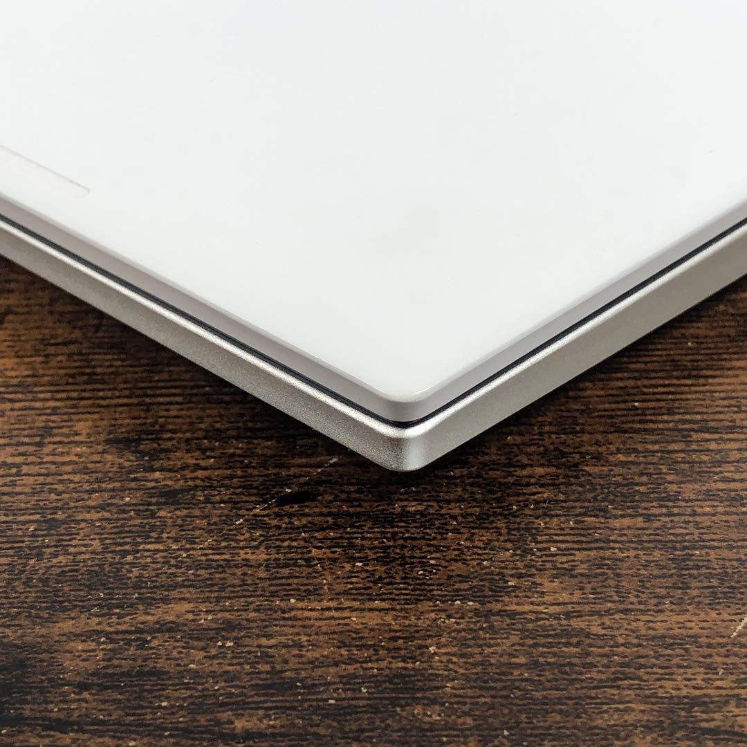 美品 HP Pavilion 15-eg2022tu i3 12世代