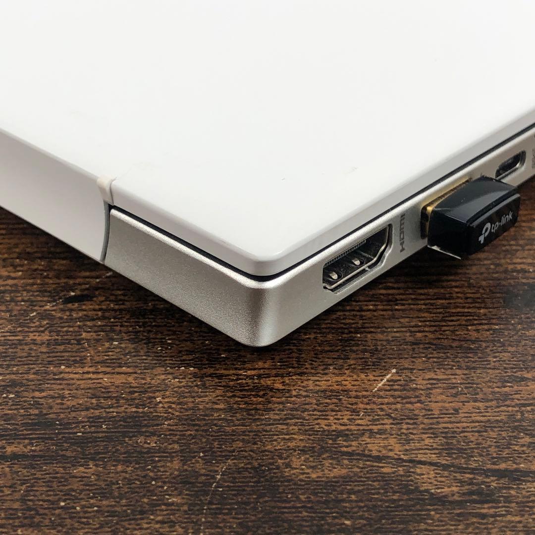 美品 HP Pavilion 15-eg2022tu i3 12世代