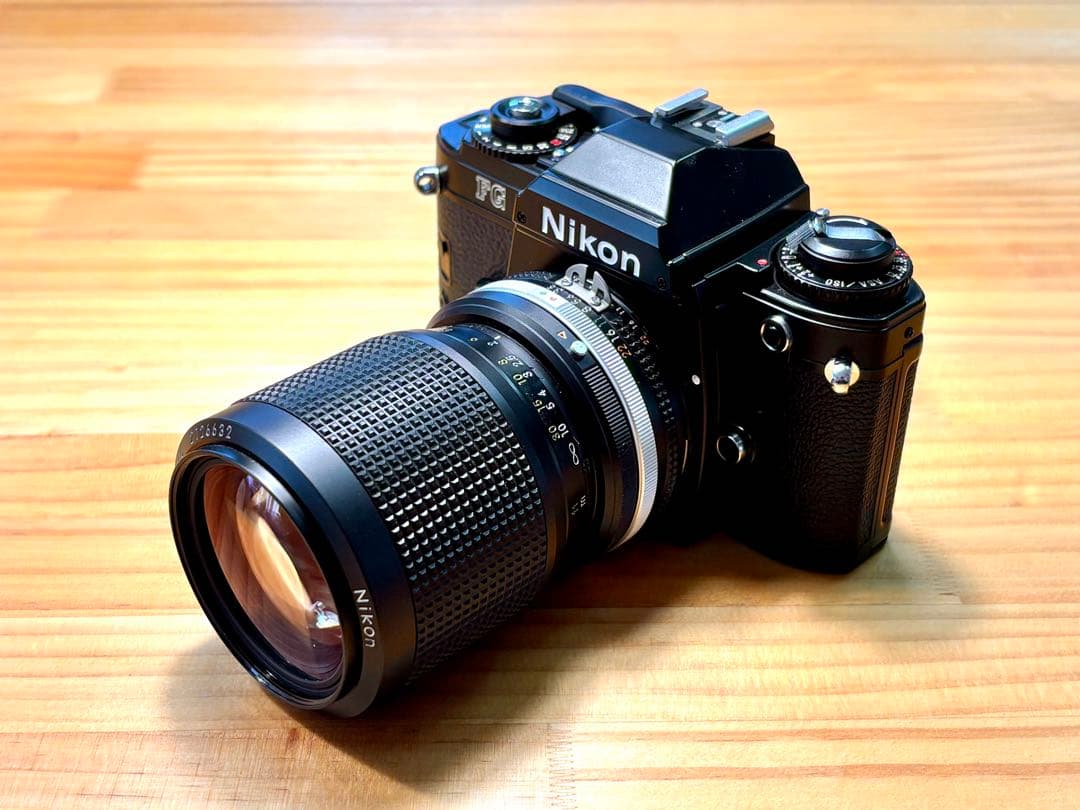 Nikon FGフィルム一眼レフカメラ NIKKOR35ー105ズームレンズ付き