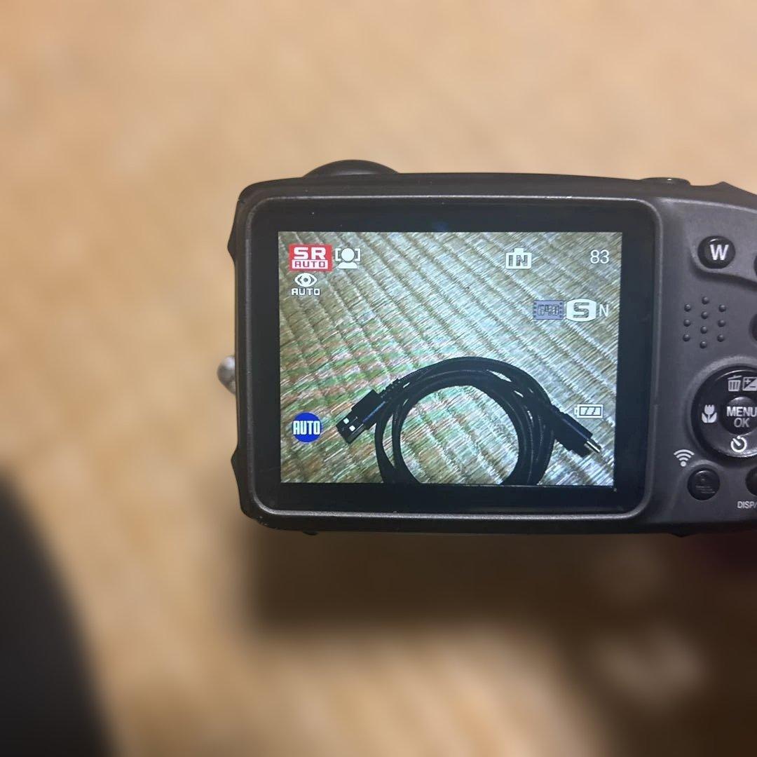富士ファイル　finepix xp90 wifi イエロー