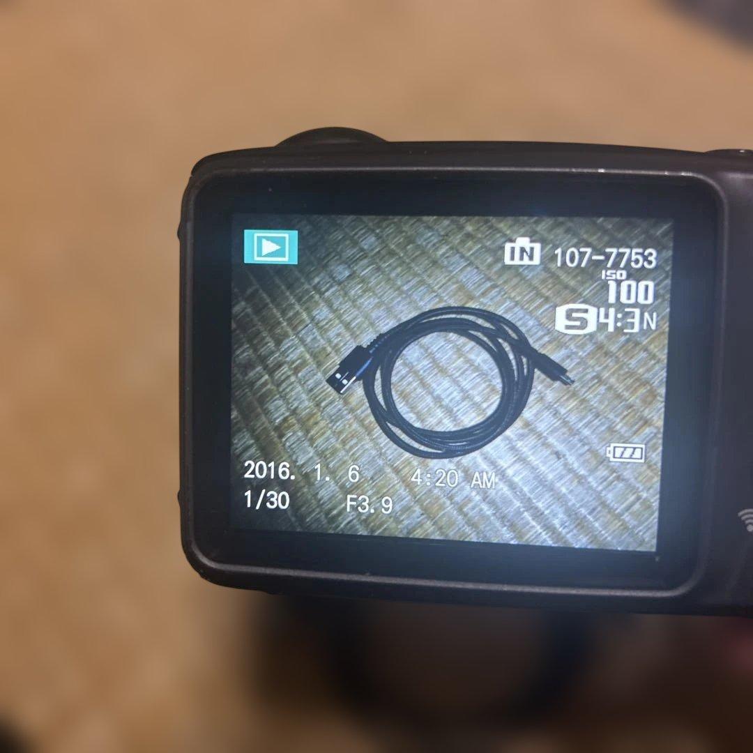 富士ファイル　finepix xp90 wifi イエロー