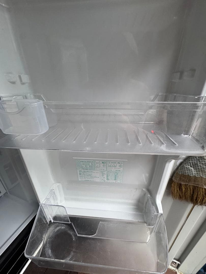 赤色 フレンチドア冷蔵庫