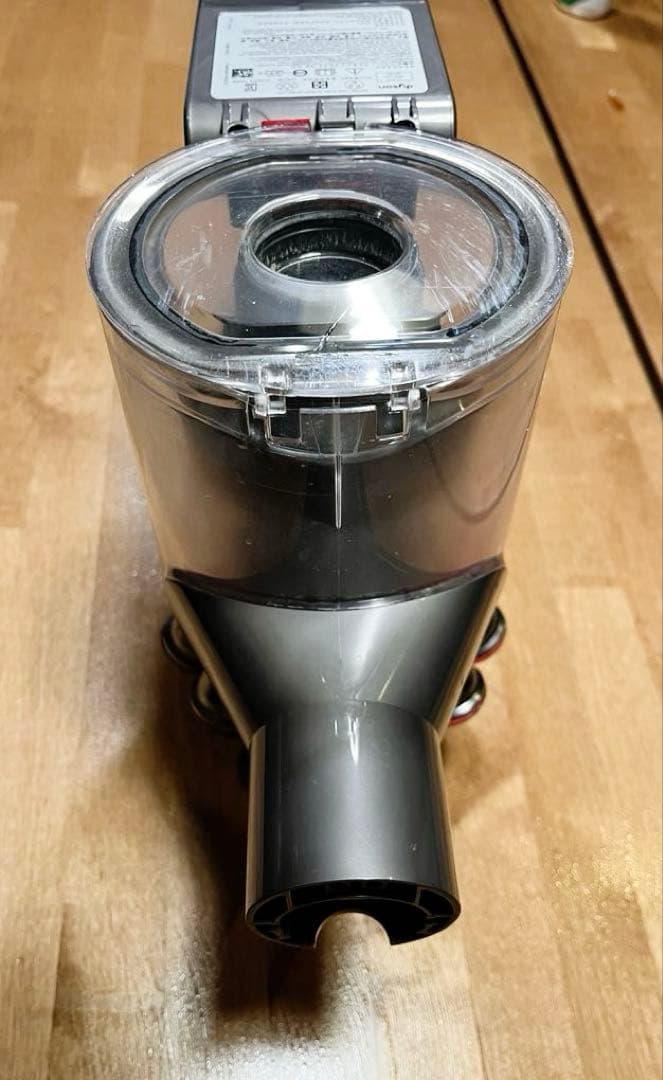 Dyson V8 Fluffy Plus ダイソン LEDヘッド付 スタンド付