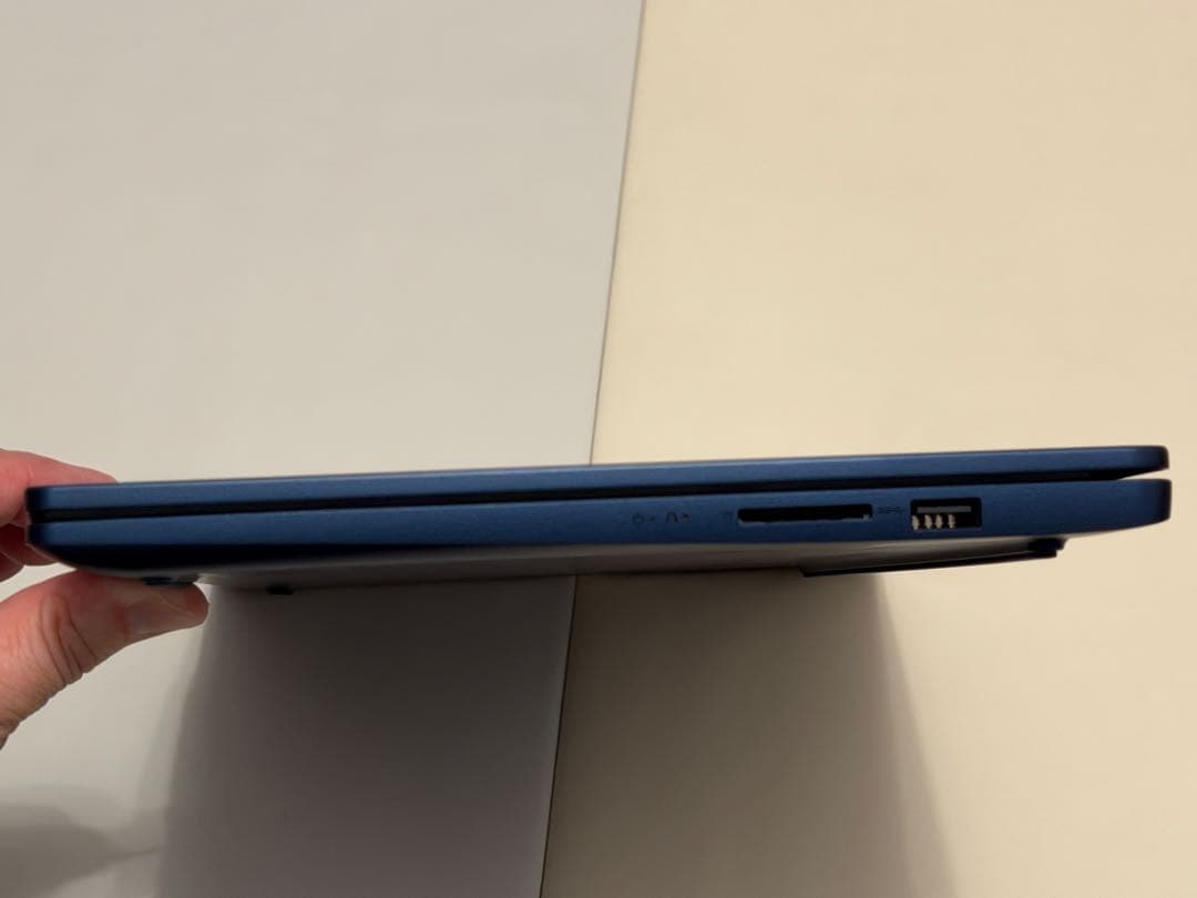 Windowsノート本体 LAVIE Direct N14 Slim 7530U 16GB 512GB