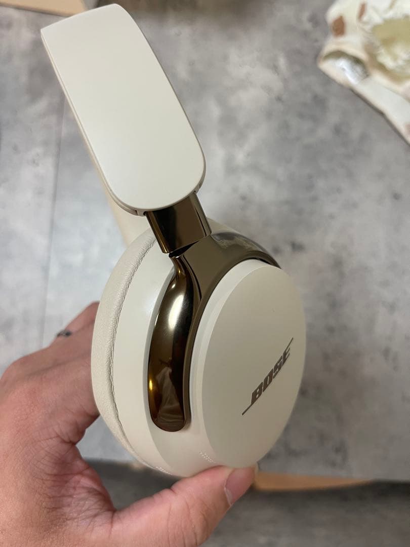 極美品　Bose QuietComfort Ultra 第二世代ヘッドホン