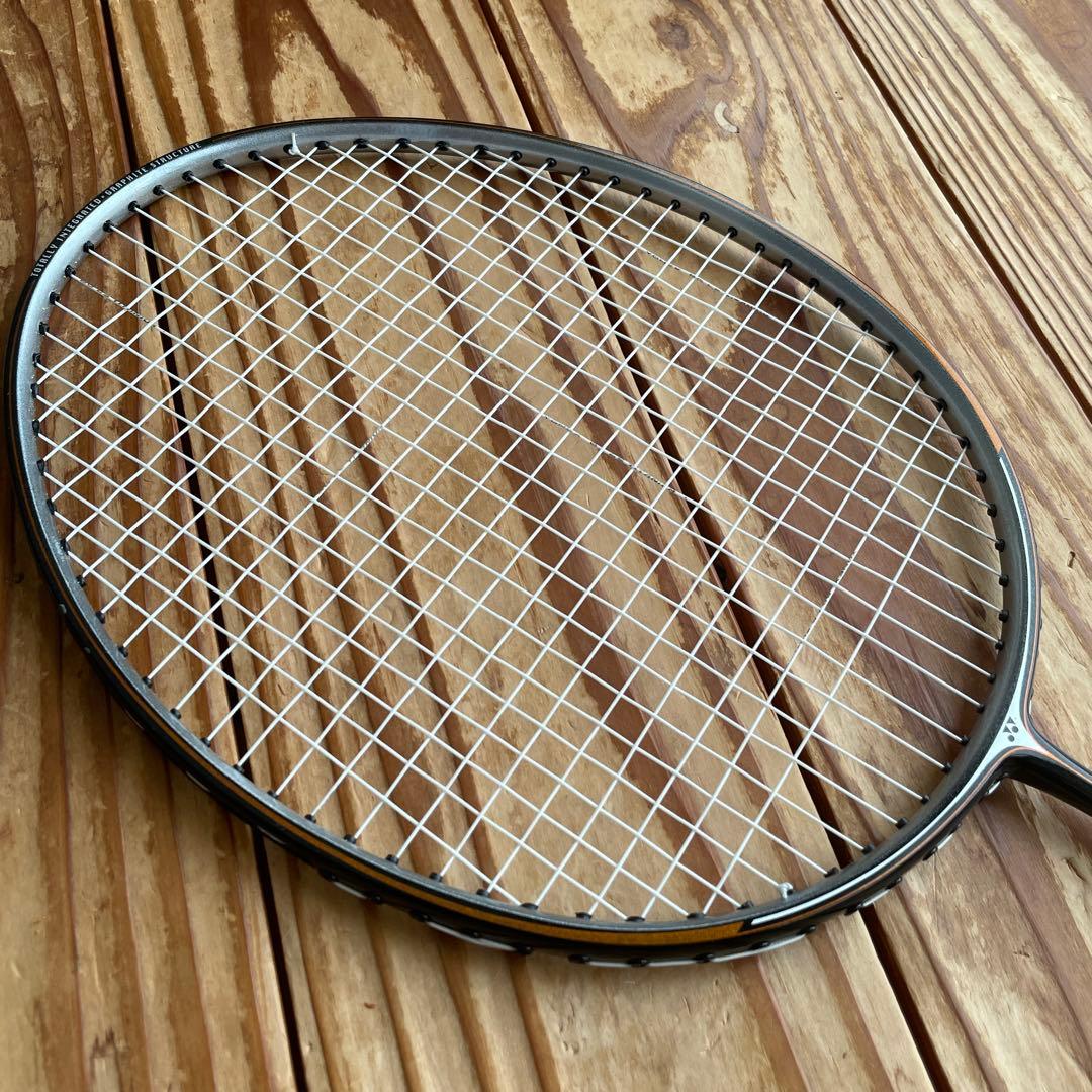 YONEX バドミントンラケット　カーボネックス 20 CARBONEX20