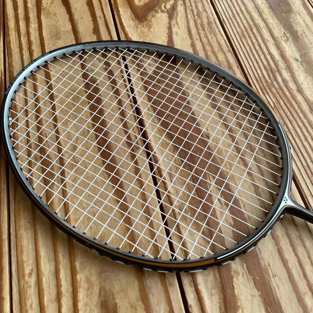YONEX バドミントンラケット　カーボネックス 20 CARBONEX20