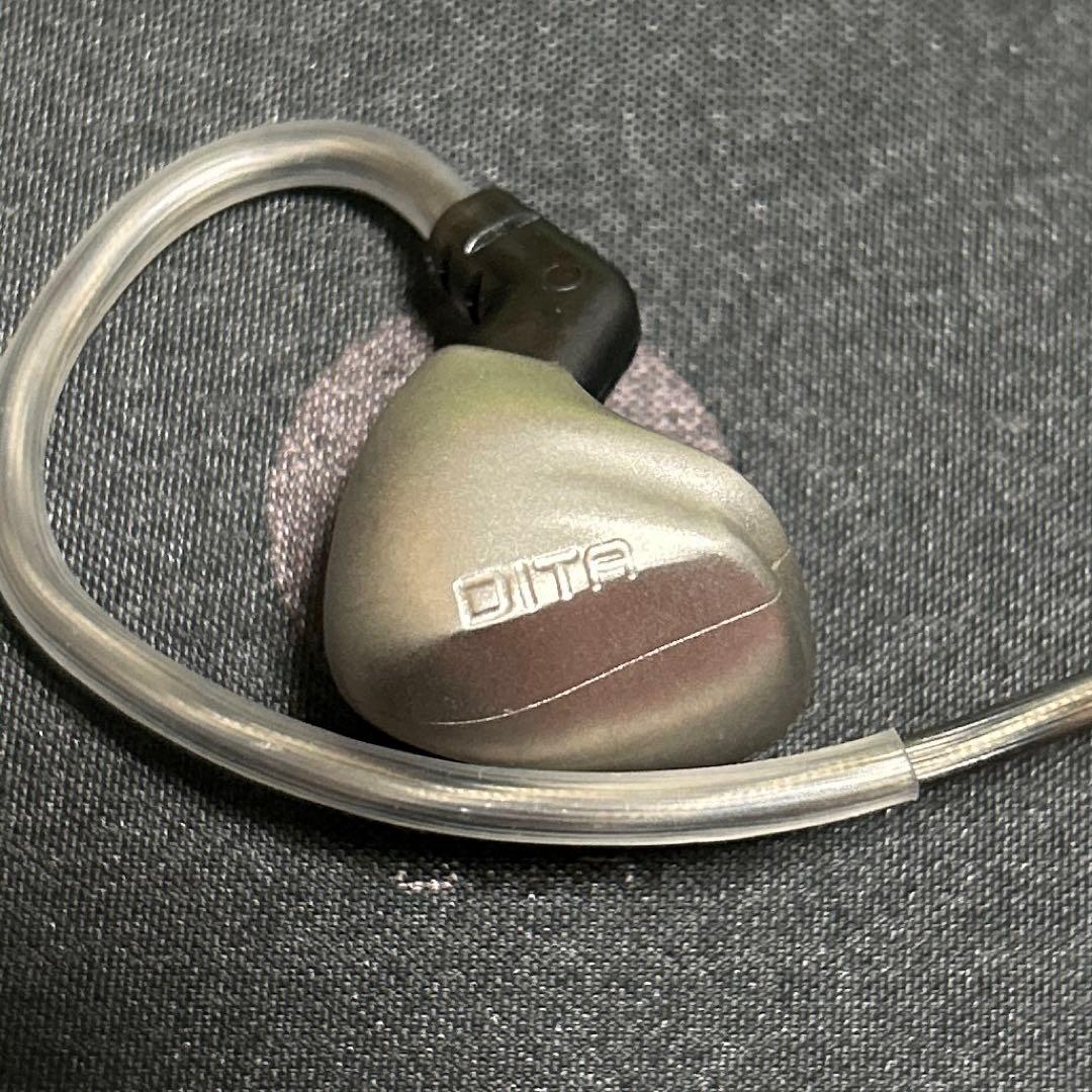 イヤホン DITA Mecha