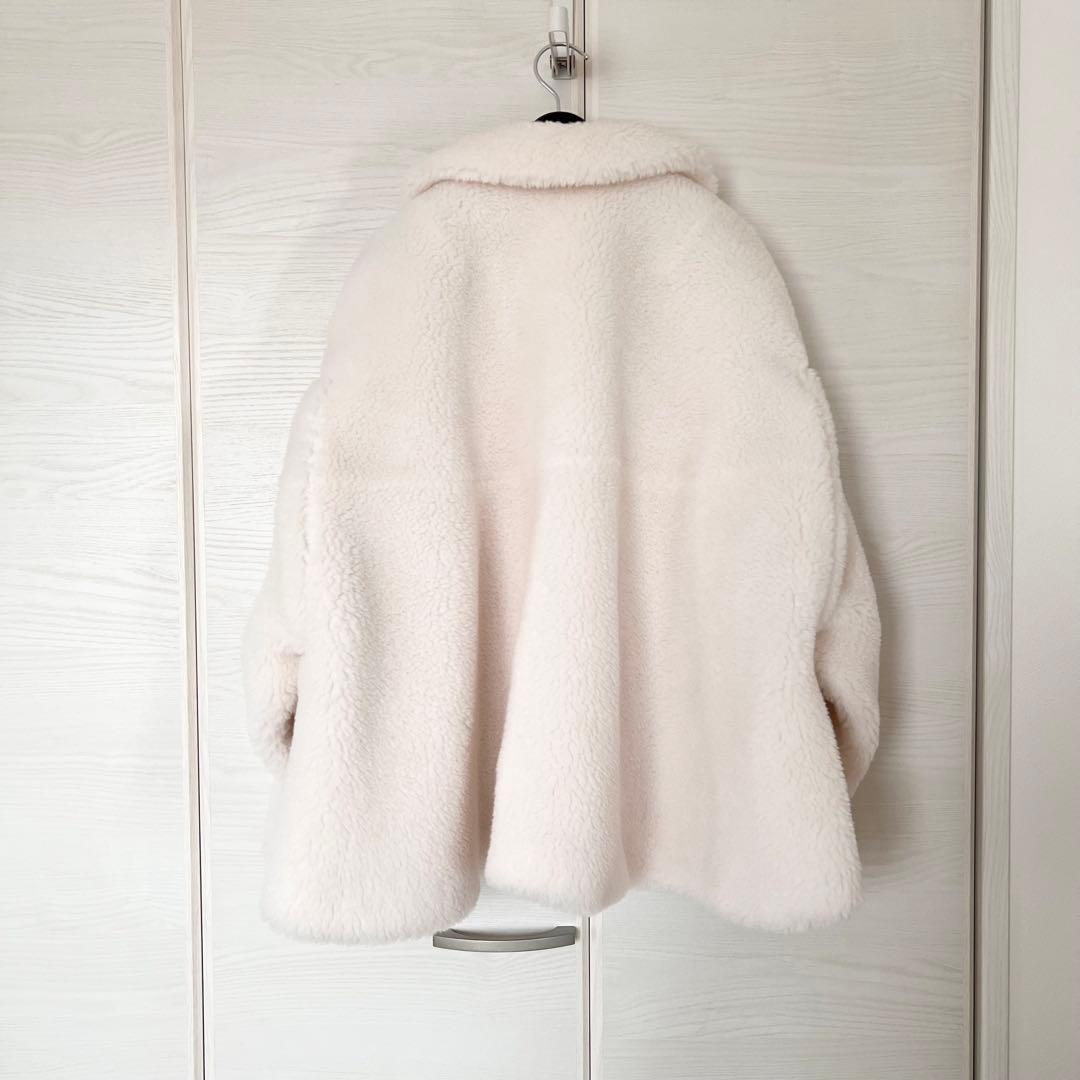 【新品】HYEON ted cape 希少Ｓサイズ