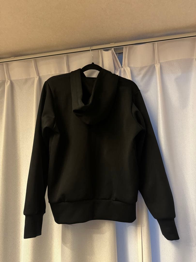 PLAY コムデギャルソン パーカー黒