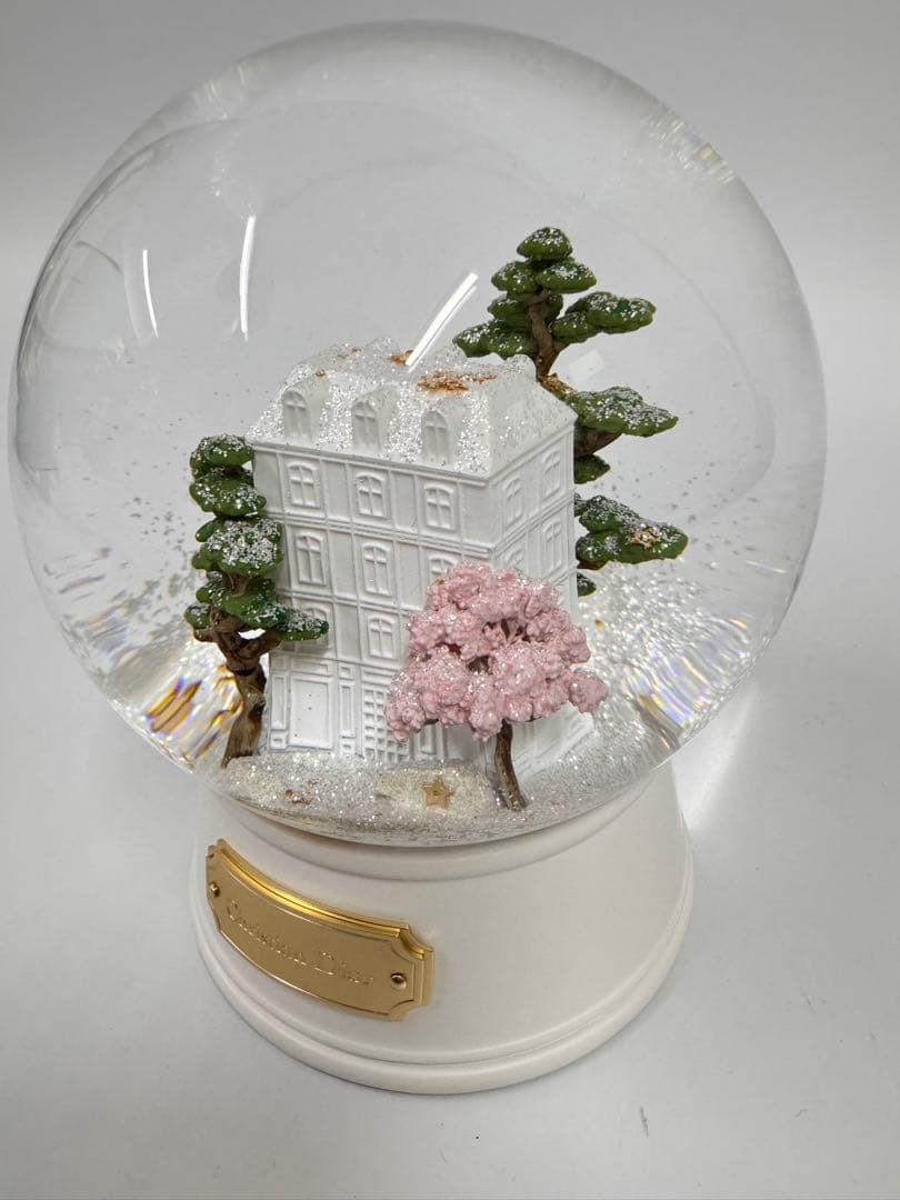 Dior スノードーム 2026 ノベルティ