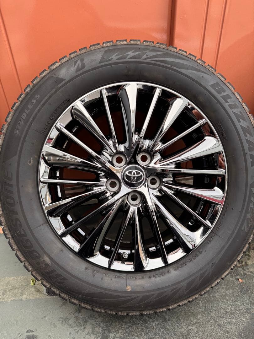 ゆう様30アルファード　エグゼクティブラウンジホイール　スタッドレスタイヤセット