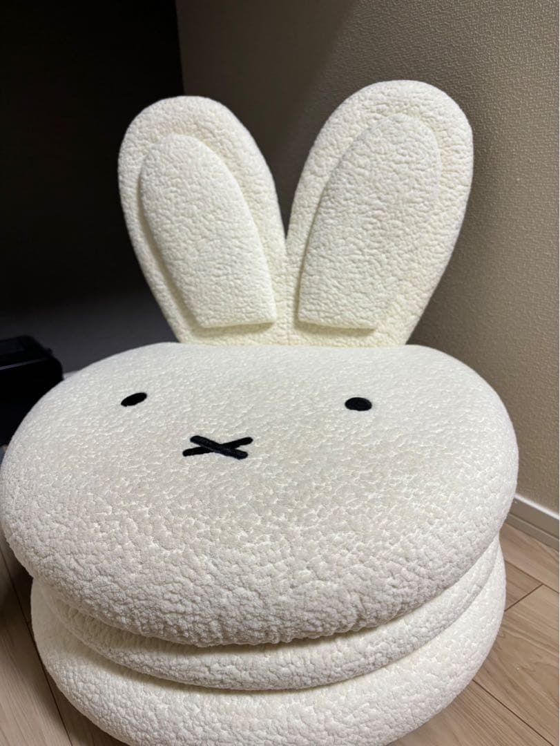 sayo♡【新品未使用】ミッフィーマカロンチェア