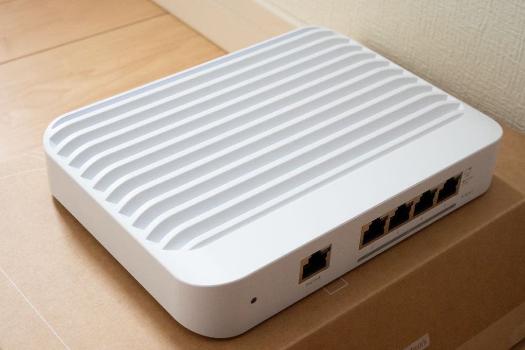 ルーター・ネットワーク機器 UniFi Flex 10 GbE (USW-Flex-XG)