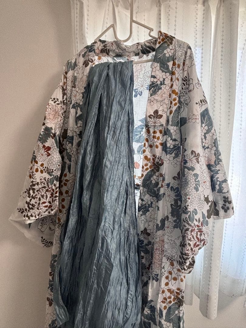 utatane ウタタネ　花柄浴衣・青帯セット