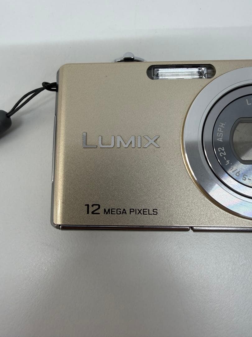 【稼働】Panasonic LUMIX 12メガピクセル デジタルカメラ　☆