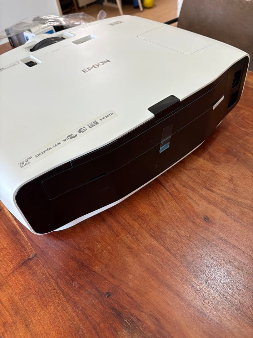 【ランプ0H】EPSON EH-TW8200W フルHD 3D ワイヤレス