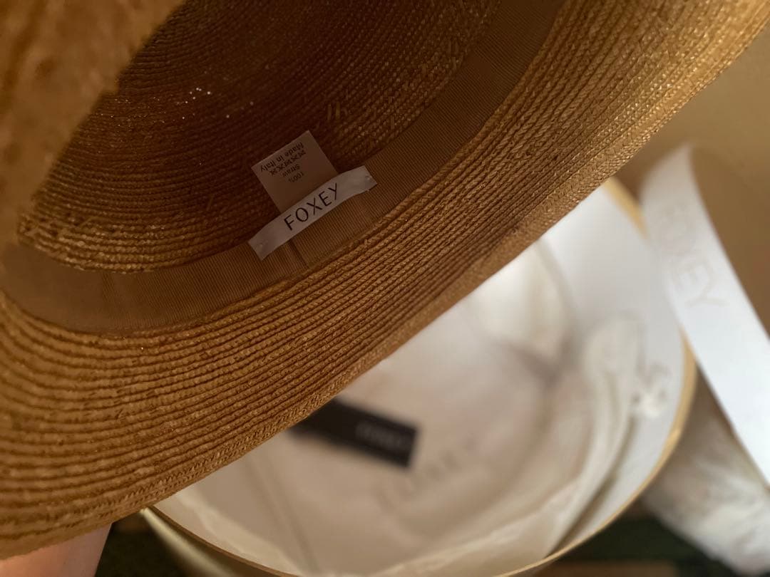 FOXEY リボン付き麦わら帽子 ストローハット