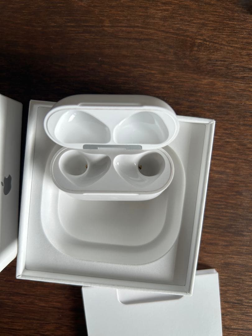 AirPods4 アクティブノイズキャンセリング　MXP93j/a