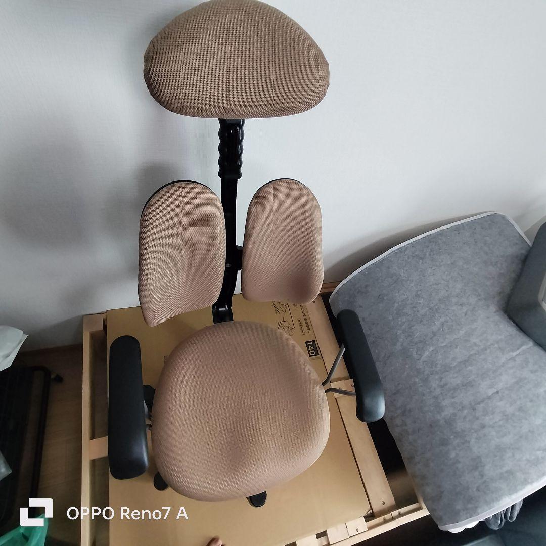 デスクチェア kuma