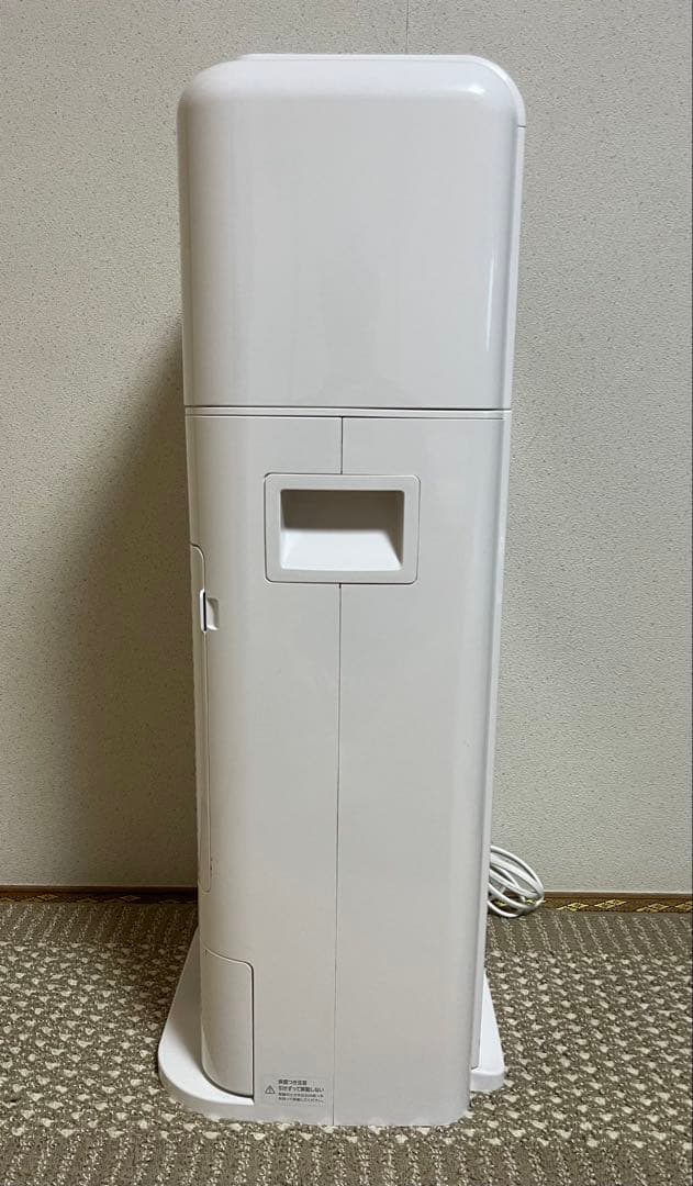 美品　サーキュレーター衣類乾燥除湿機 送風X除湿のWパワー IJDCーK80