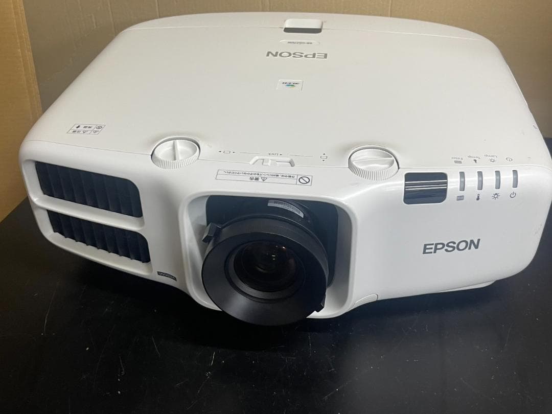 EPSON EB-G6270W 6500lm プロジェクター本体