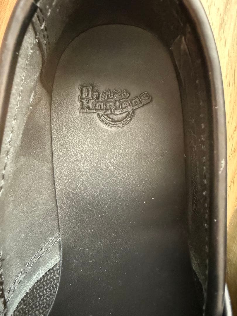ほぼ新品未使用ドクターマーチン タッセルローファーUK5