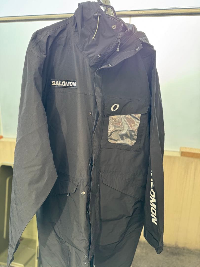オンヨネ　レインジャケット　サロモンチーム