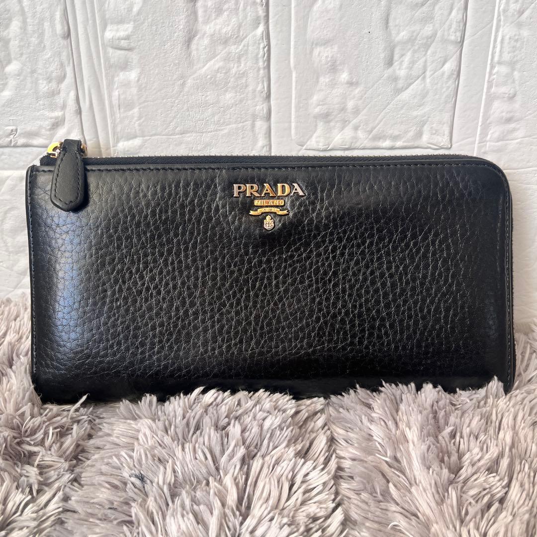 良品　プラダ　L字ファスナー　シボレザー　メタルロゴ　長財布　ブラック