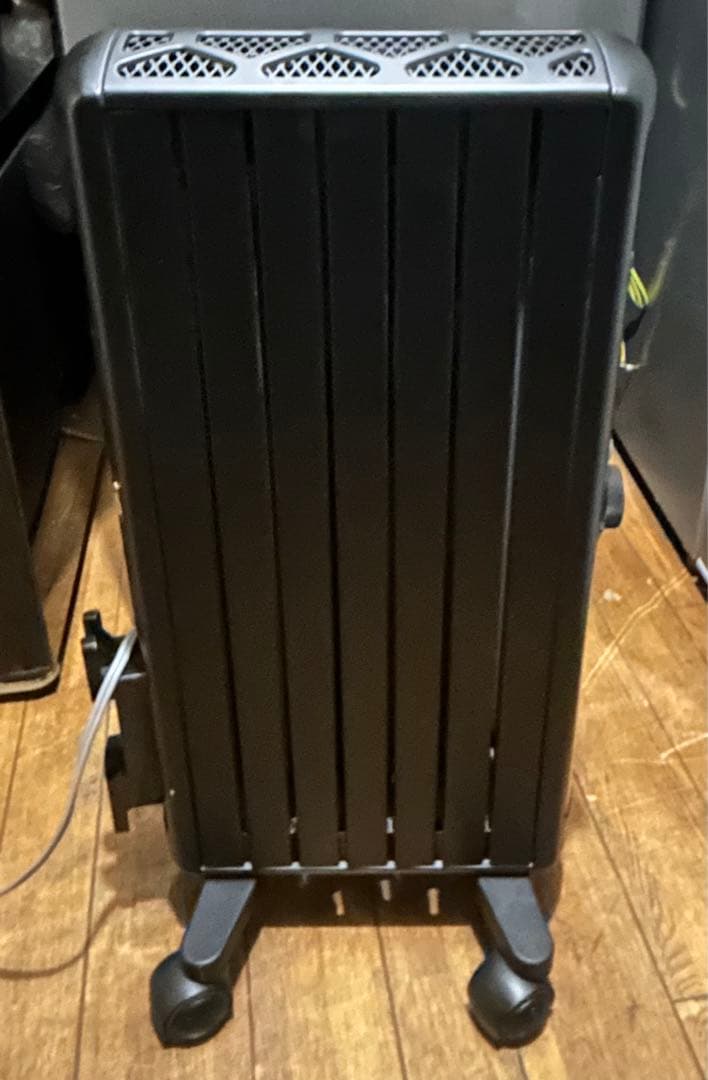 デロンギ マルチダイナミックヒーター MDHU09-PB ブラック 900W