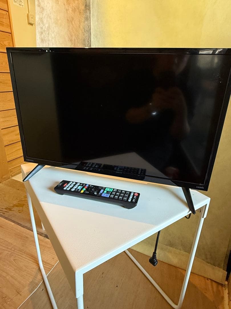 美品2023年製　ORION 液晶テレビ OMW24D10