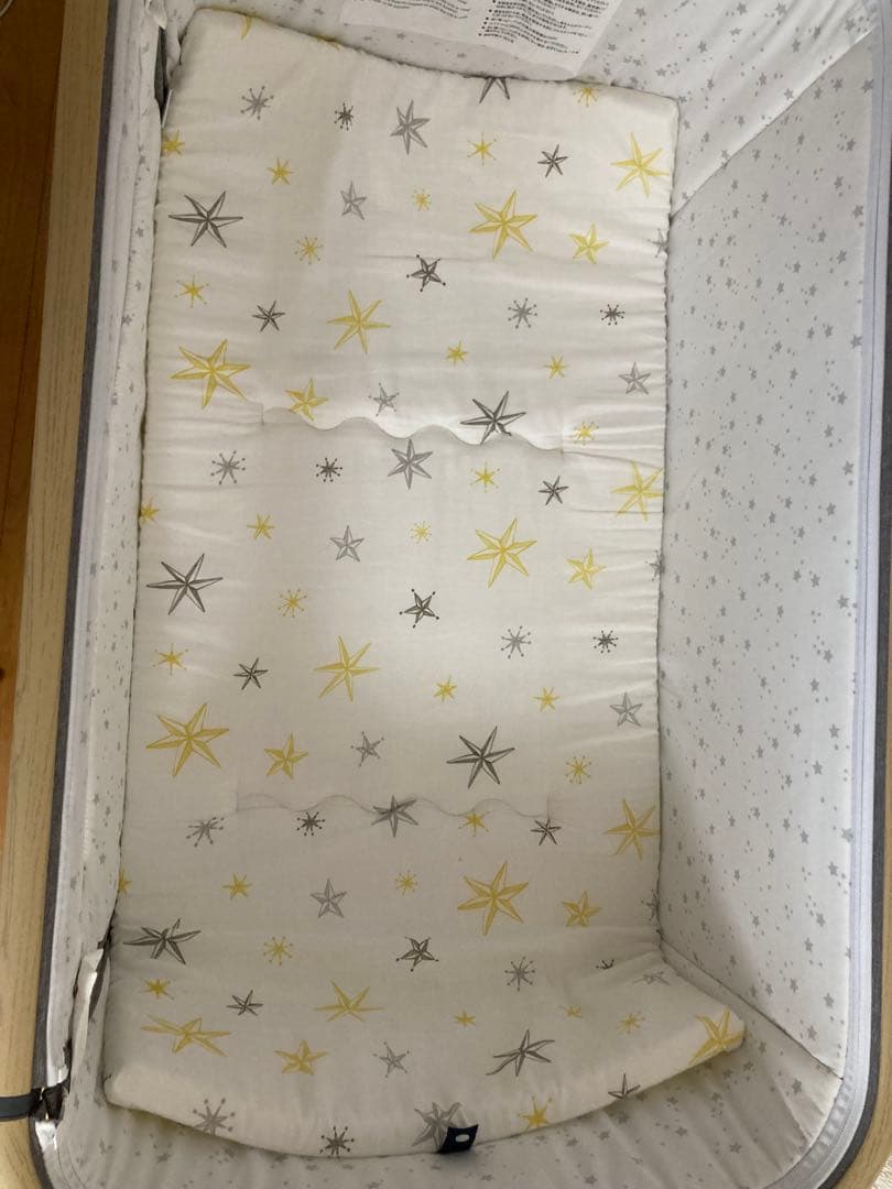 美品AORTD ポータブルベビーベッド HZDMJ グレー 星柄マットレス付き