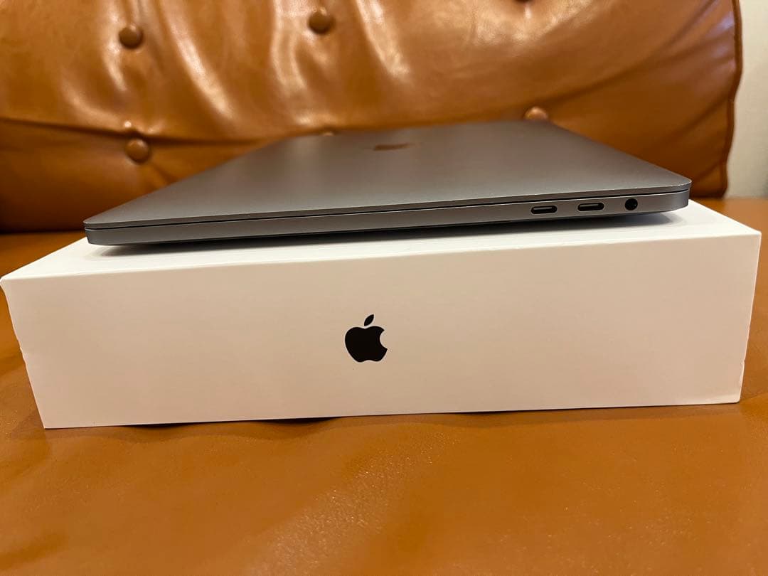 MacBook Pro 16G SSD1TB US配列