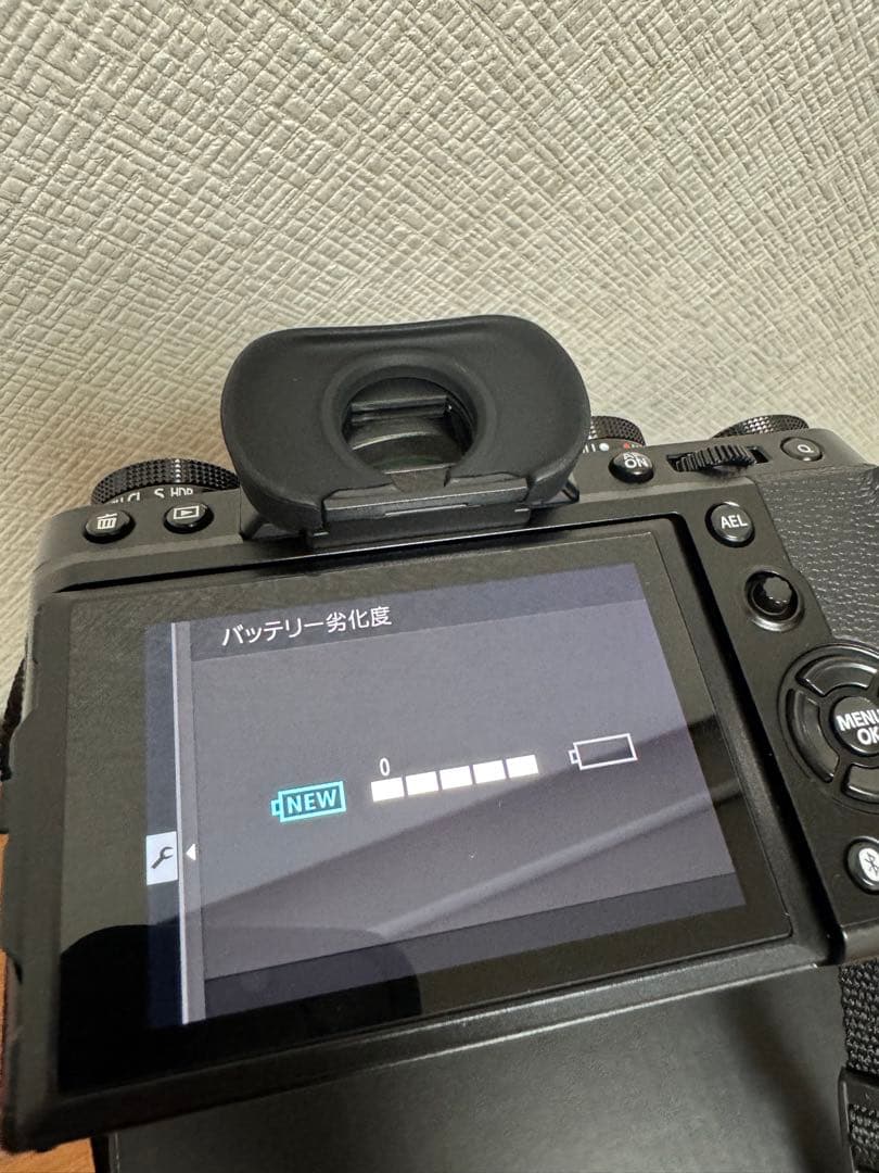 富士フィルム XT5 XF16-50mmレンズキット ブラック