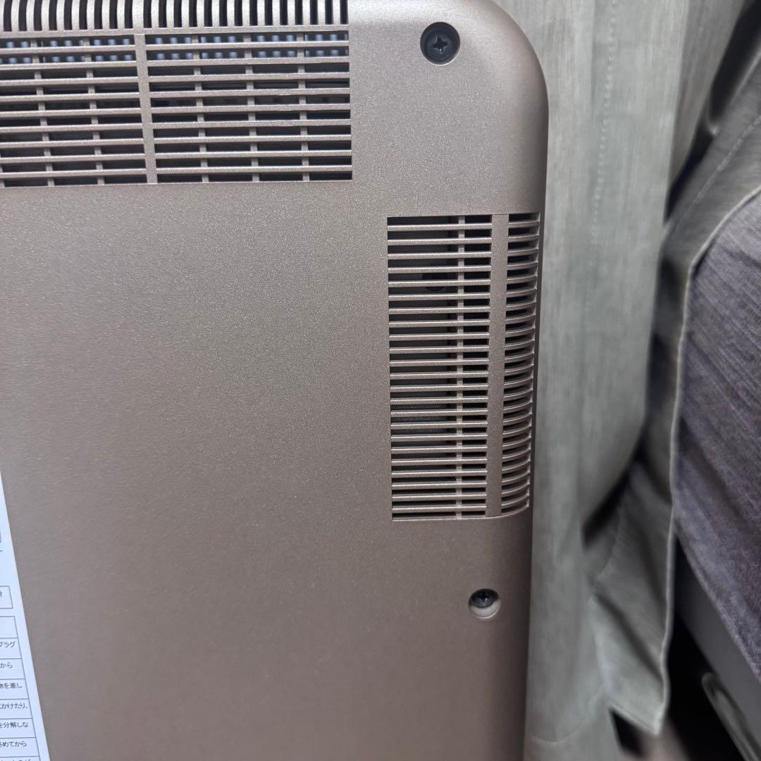 美品　遠赤外線暖房器 サンルミエ エクセラ7 N700L-GR