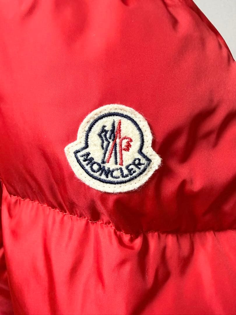 ウサギポトスセール中 【正規品・付属品完備】MONCLER