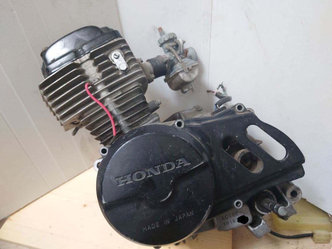 ホンダ エイプ50 実動エンジン pcタイプビッグキャブレター付き
