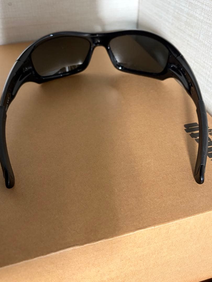 Oakley pit Bull 廃盤モデル　IO着用 偏光レンズ